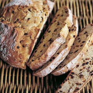 Raisin yeast bread 