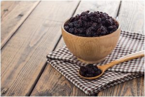  black raisins nutrition