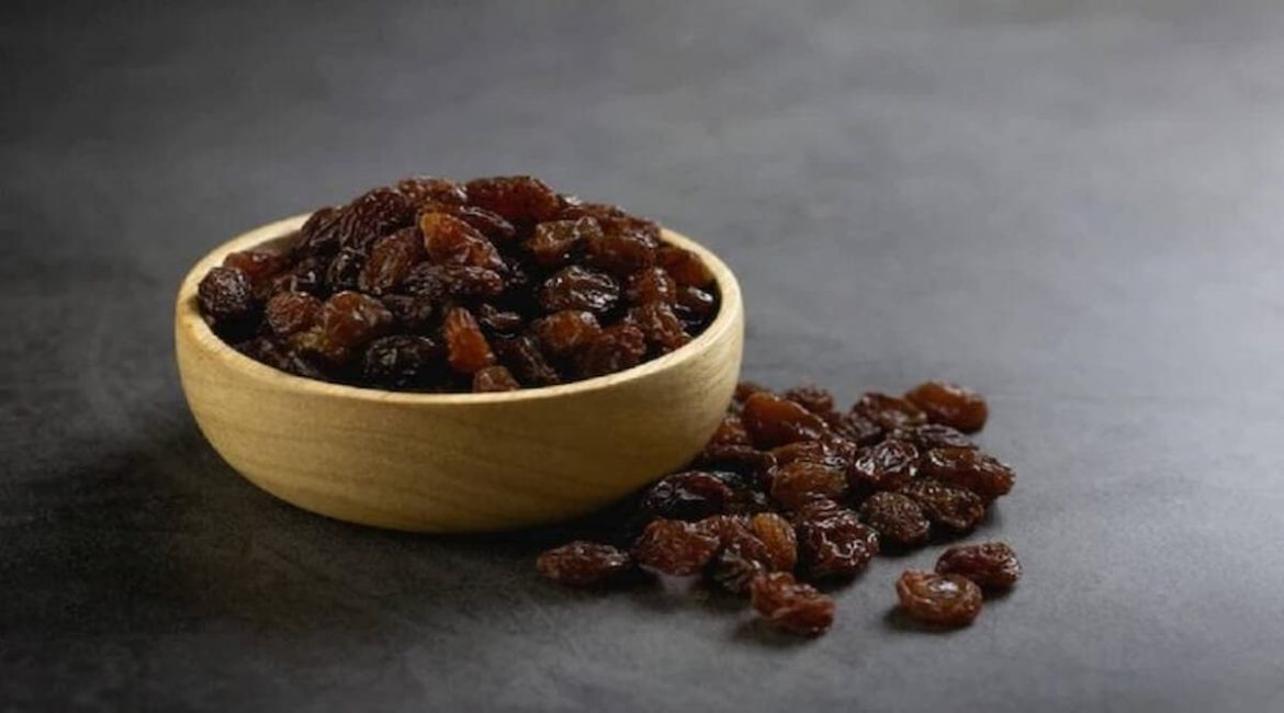 seedless muscat raisins healthy points and nutritional information