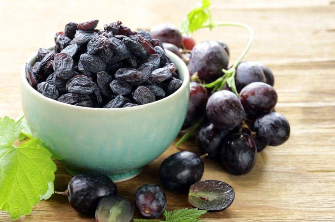  Buy the best types of soaked raisins for babies at a cheap price 