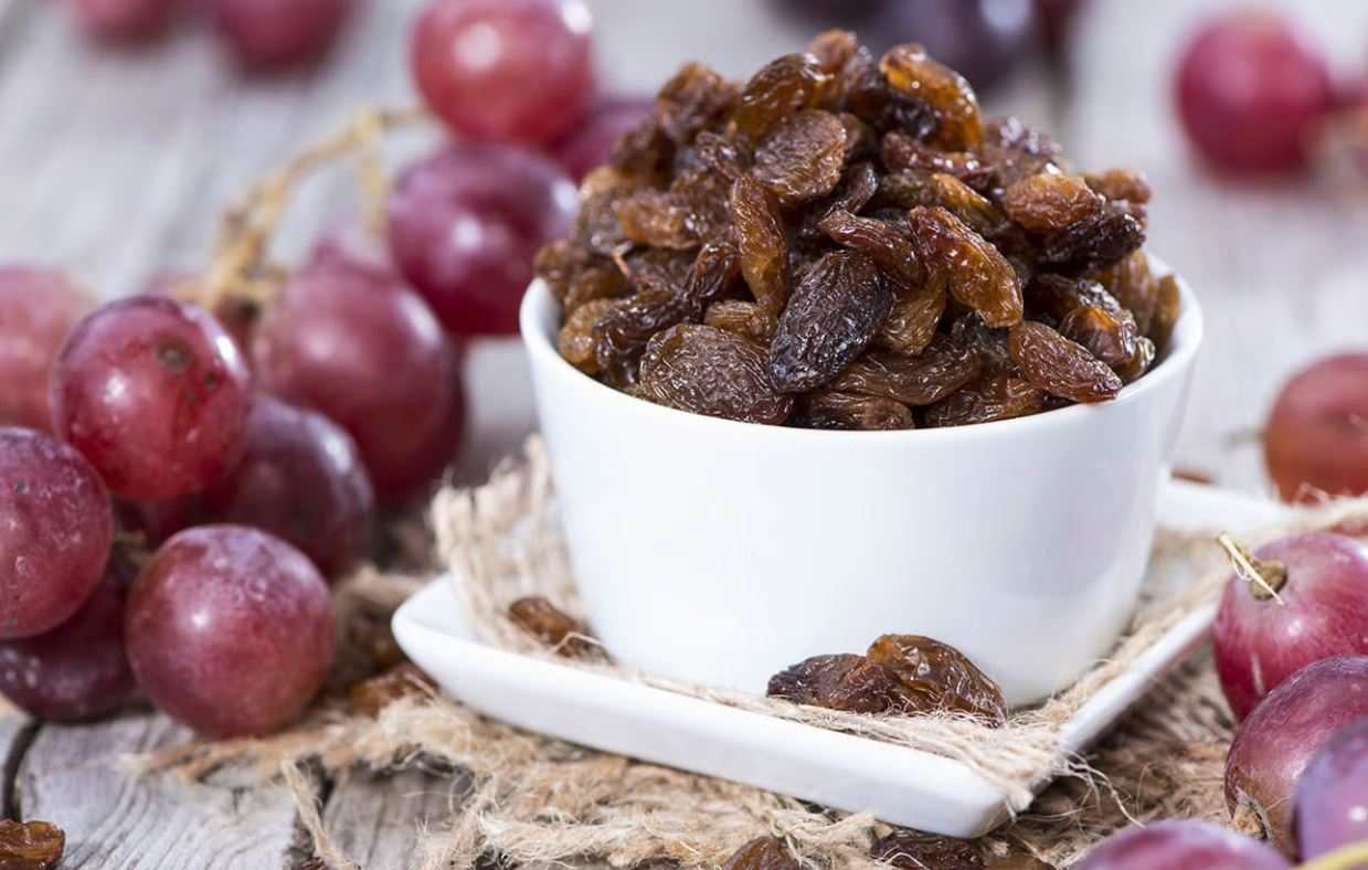  Raisins Benefit Meaning Sultanas Nutrition 