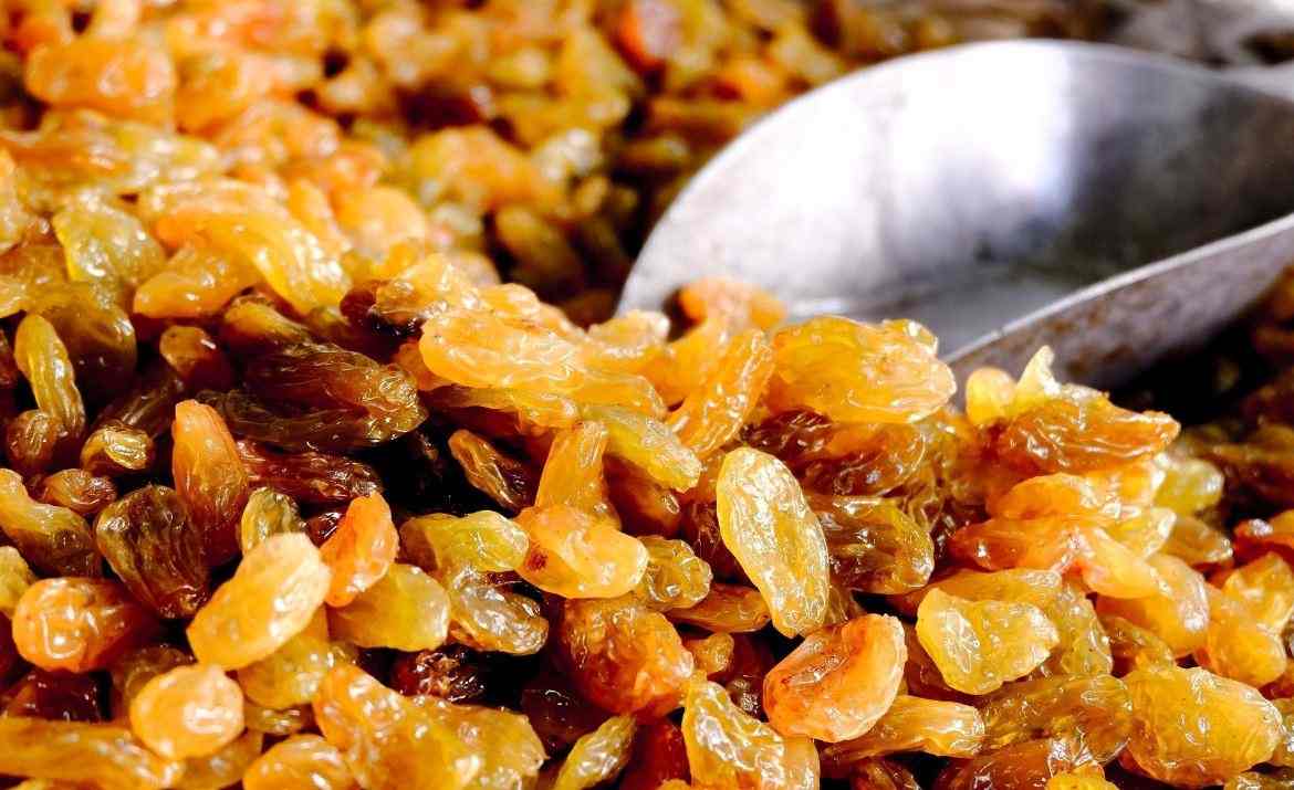  Raisins Benefit Meaning Sultanas Nutrition 