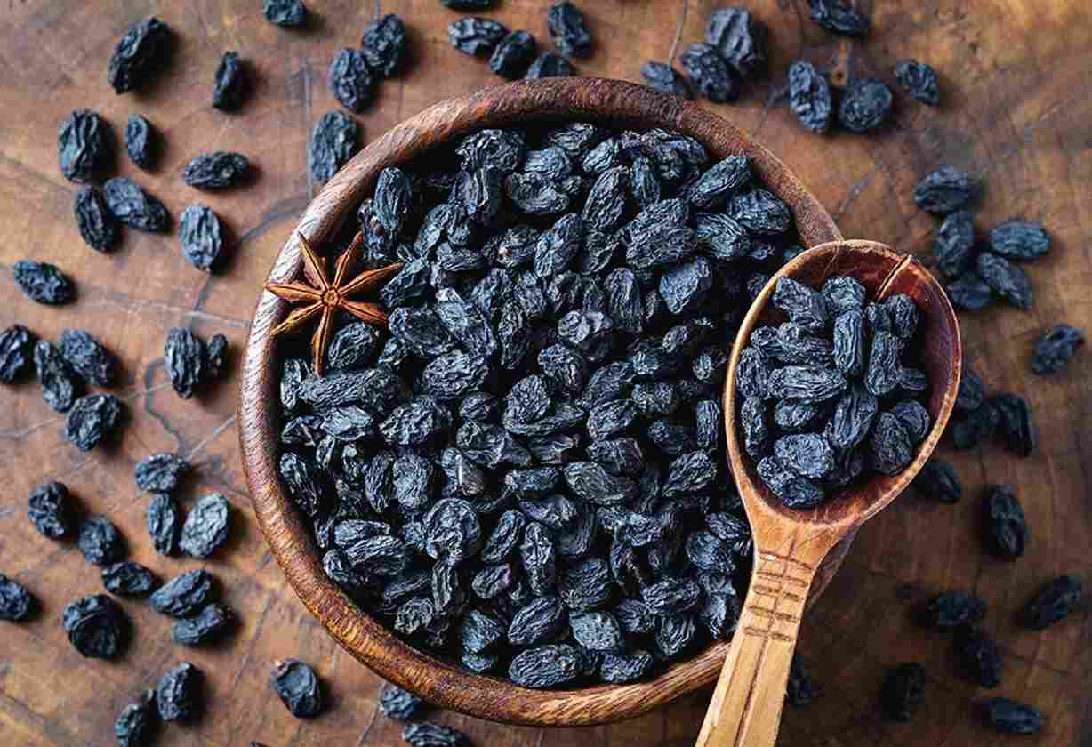  The purchase price of Black Seedless Raisins + properties, disadvantages and advantages 