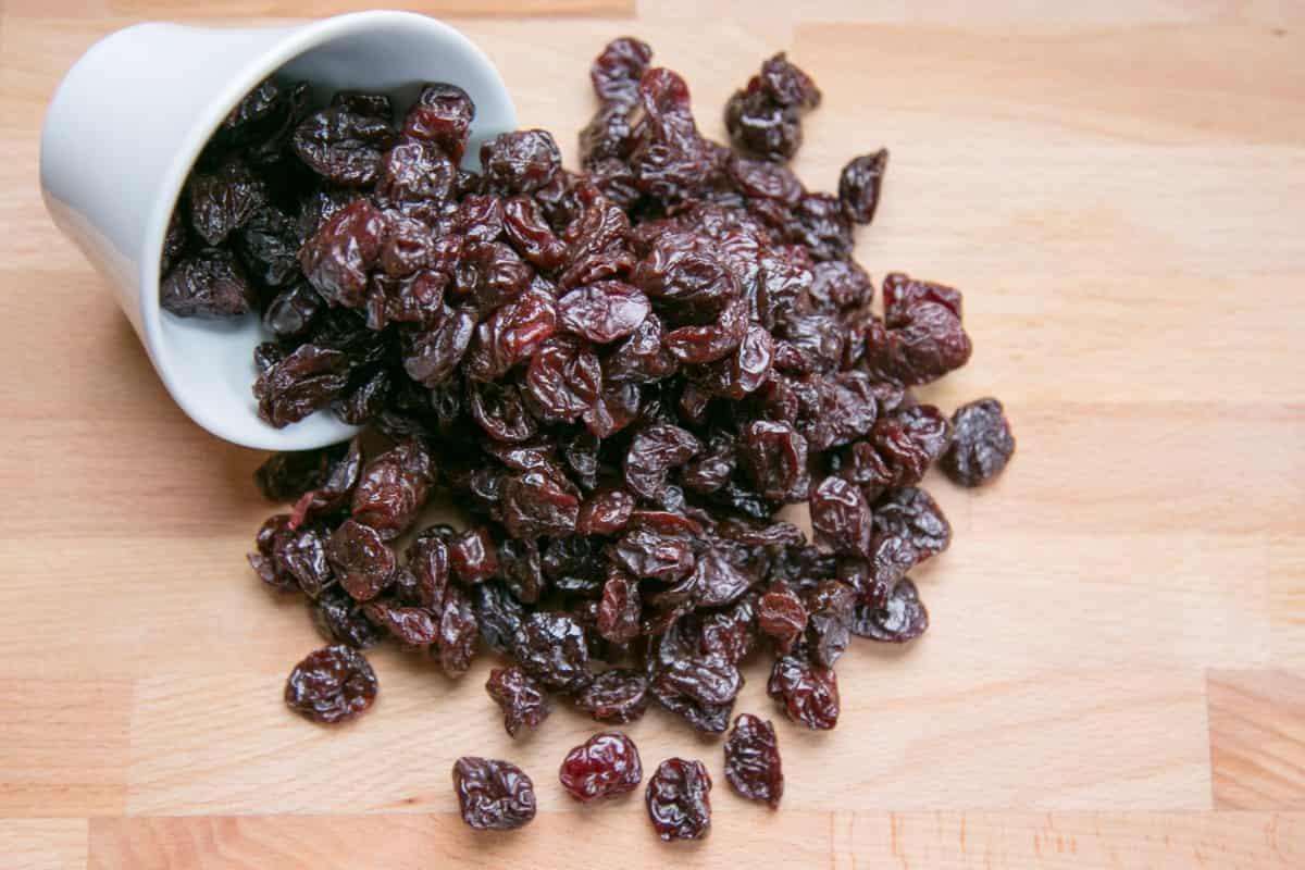  red raisins calories and amazing nutrition facts 