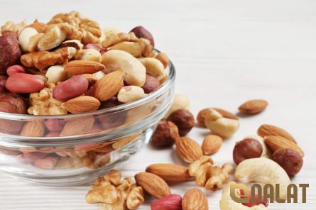 The purchase price of Roasted peanuts bulk + properties, disadvantages and advantages